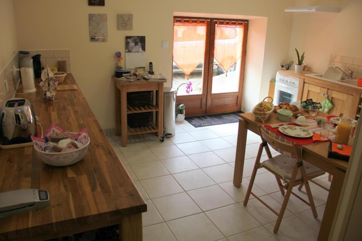 Chez Helen Bed and Breakfast Marsac  Buitenkant foto